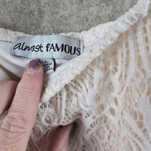 Almost Famous Womens Lace High-Low Dress With Cap Sleeves Size M Cream/White Nyl - Picture 4 of 6